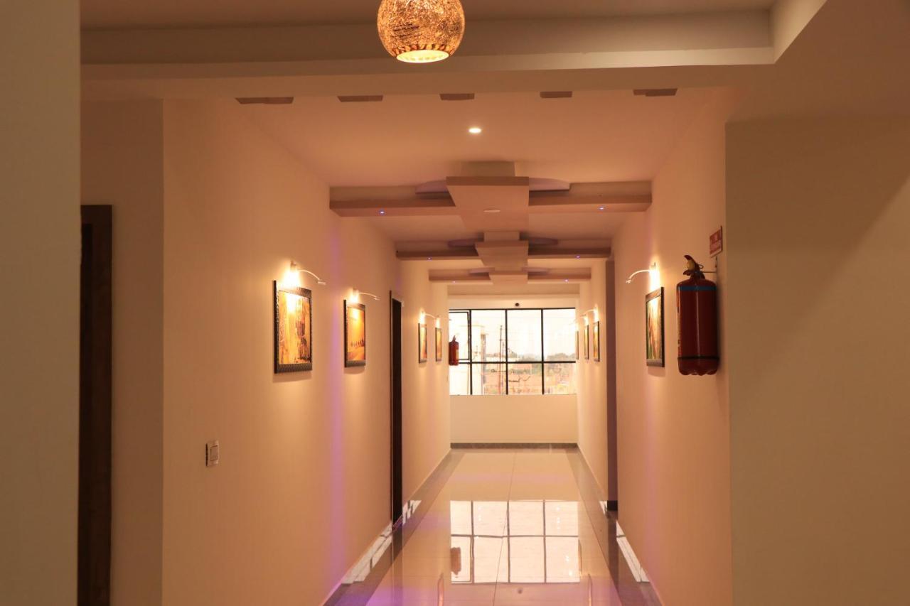 Hotel Viraj Residency Bhuj Eksteriør billede